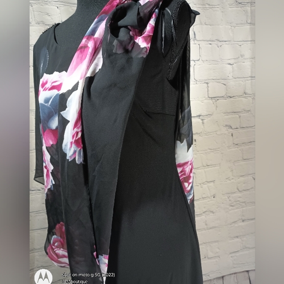 SLNY Fashions Sleeveless Beed Embellished Chiffon Overlay Cape Dress - Picture 16 of 16